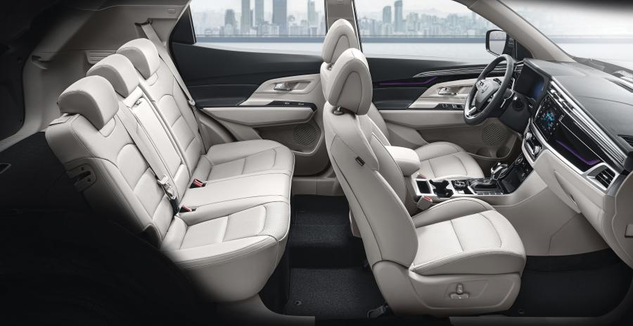 Интерьер SsangYong Korando (C300) 2019 года  (WW) (фото 6 из 45)